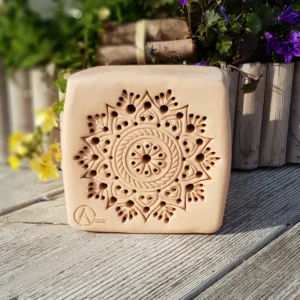 Bienenstein im "Sternmandala"-Motiv mit wählbarer Farbe (BS-OA-XL004)