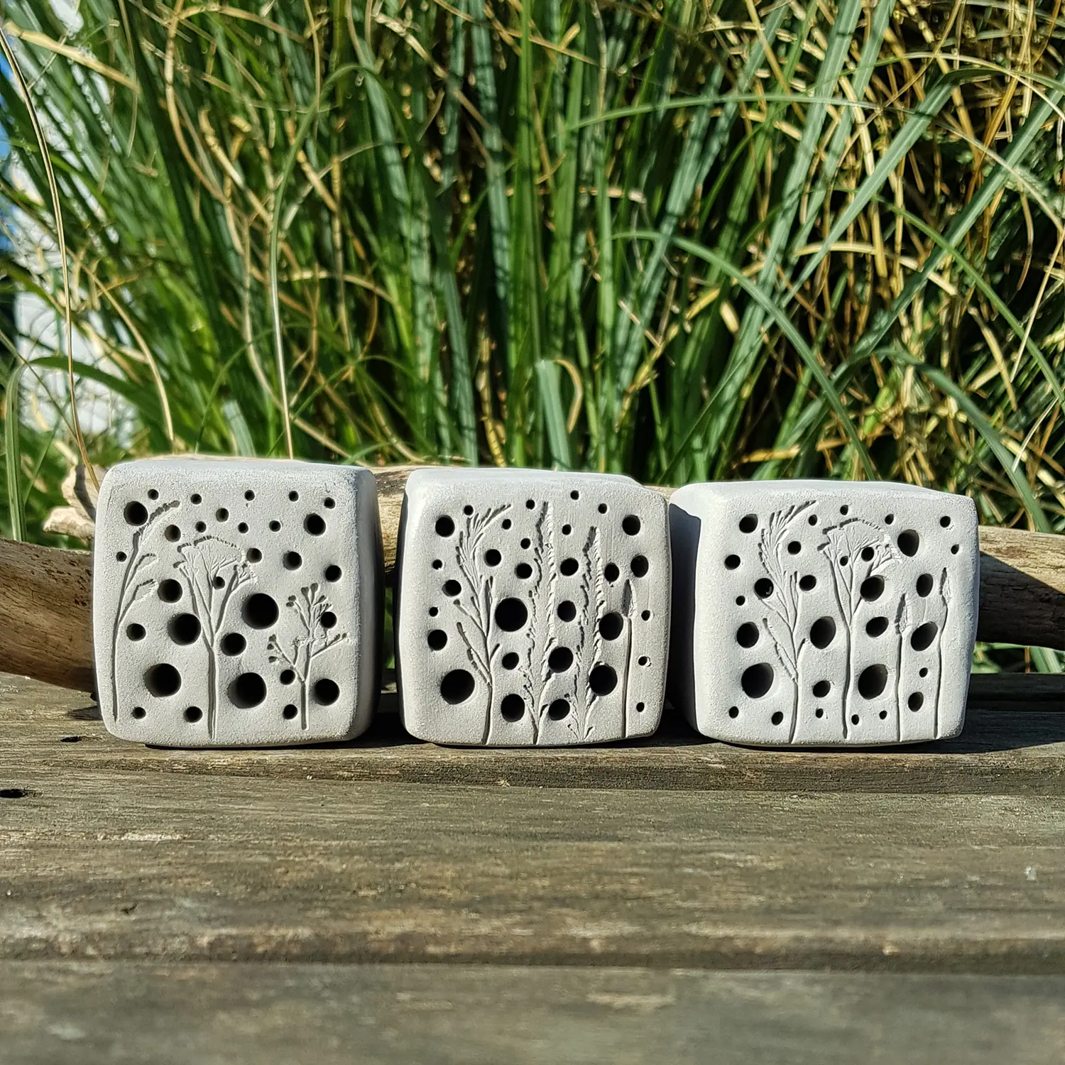 bienenstein-wildbienennisthilfe-sku-bs-oa-s002g