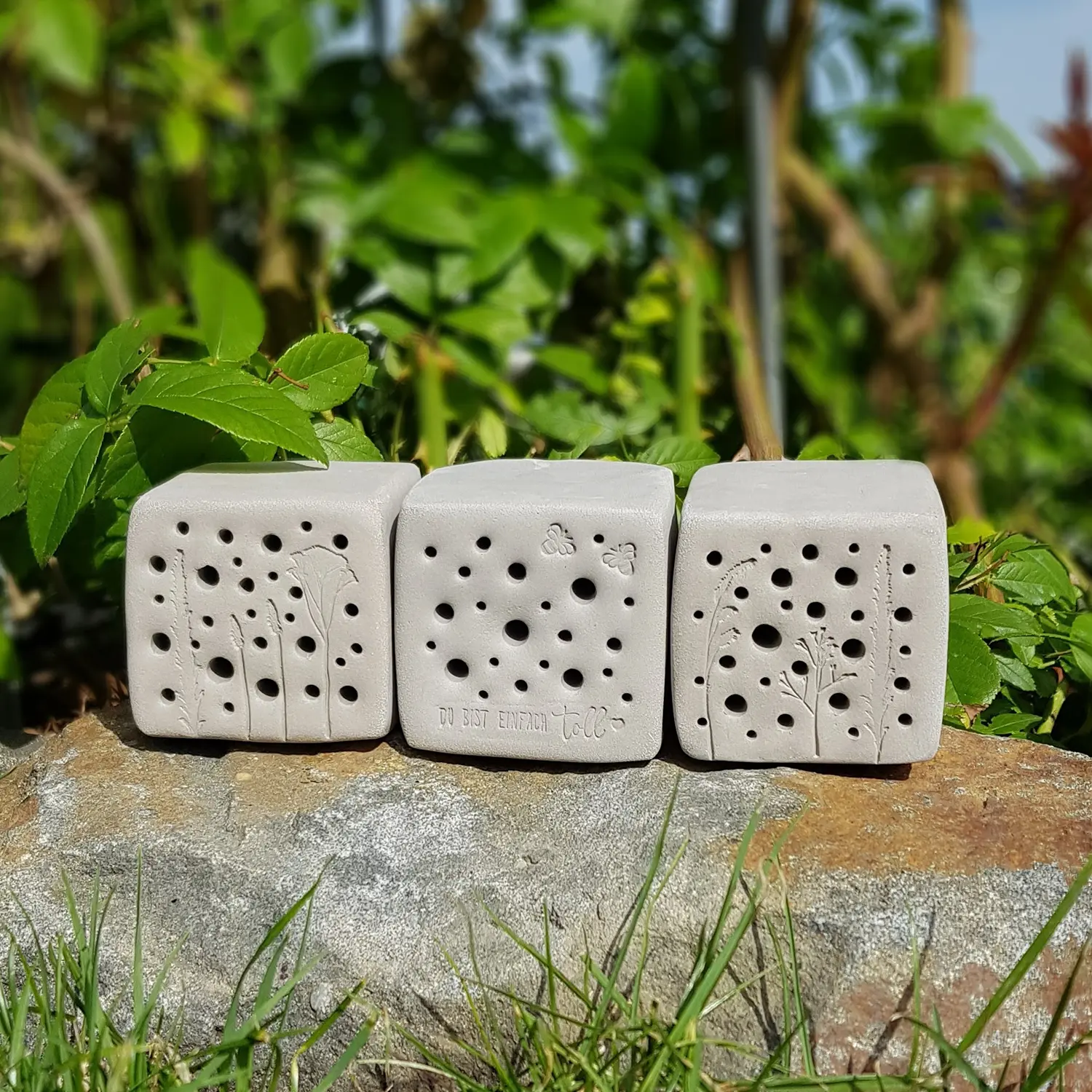 bienenstein-wildbienennisthilfe-sku-bs-oa-s005g