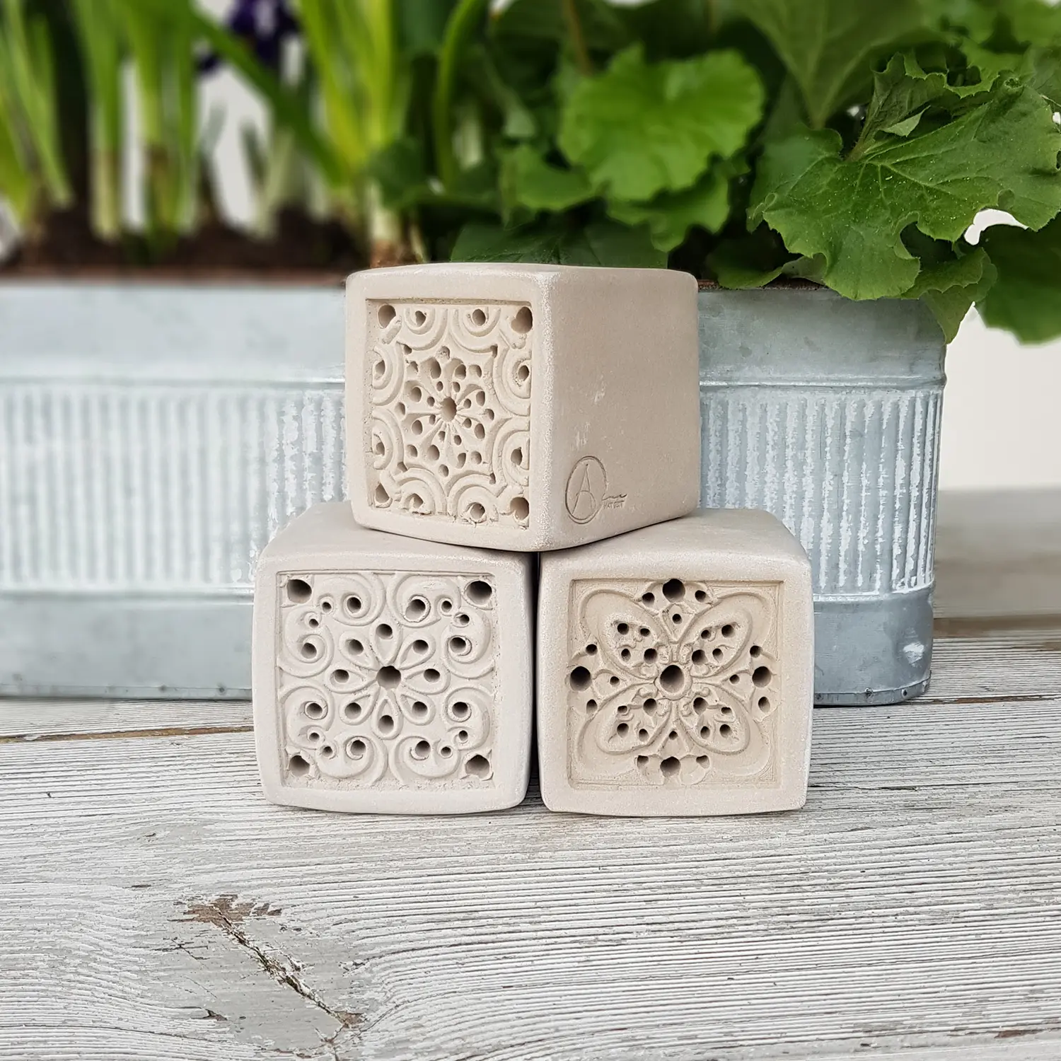 bienenstein-wildbienennisthilfe-sku-bs-oa-s013g-alternativ