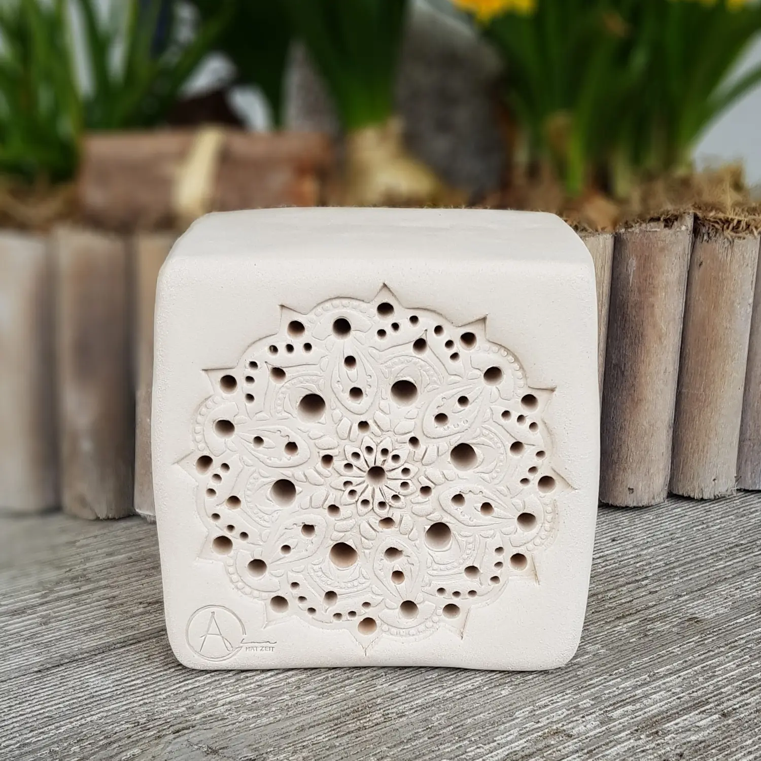 bienenstein-wildbienennisthilfe-sku-bs-oa-xl005w