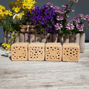 Bienenstein aus Ton im "Bauernhoftiere"-Motiv (BSK-OA-S016)