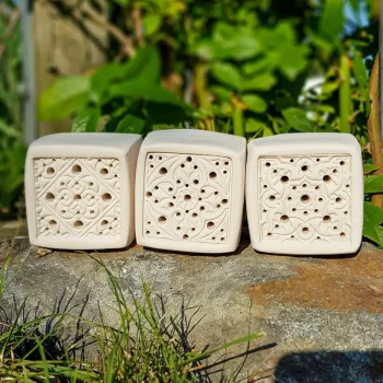 Bienenstein mit Muster - Baum