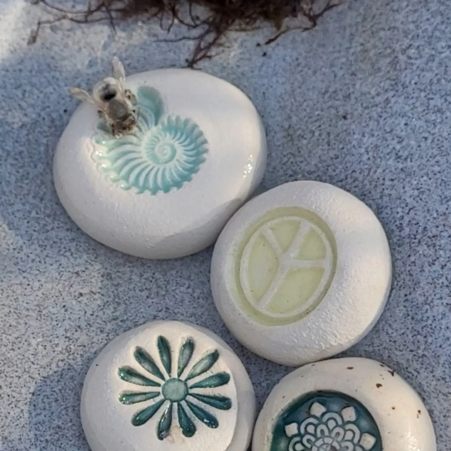 tränkensteine-insekten-sku-ts-b-001w-biene